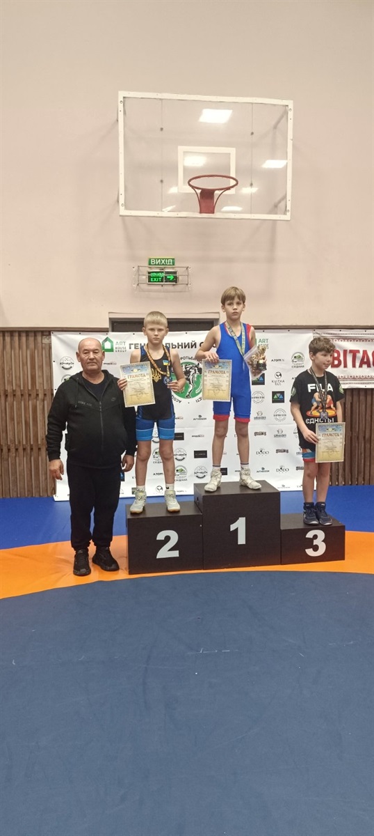 Юні борці зі Звягеля здобули 17 медалей на чемпіонаті Житомирської області з греко-римської боротьби