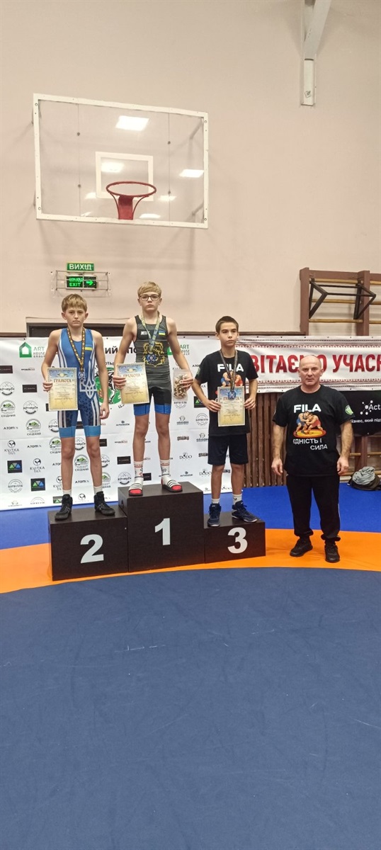 Юні борці зі Звягеля здобули 17 медалей на чемпіонаті Житомирської області з греко-римської боротьби