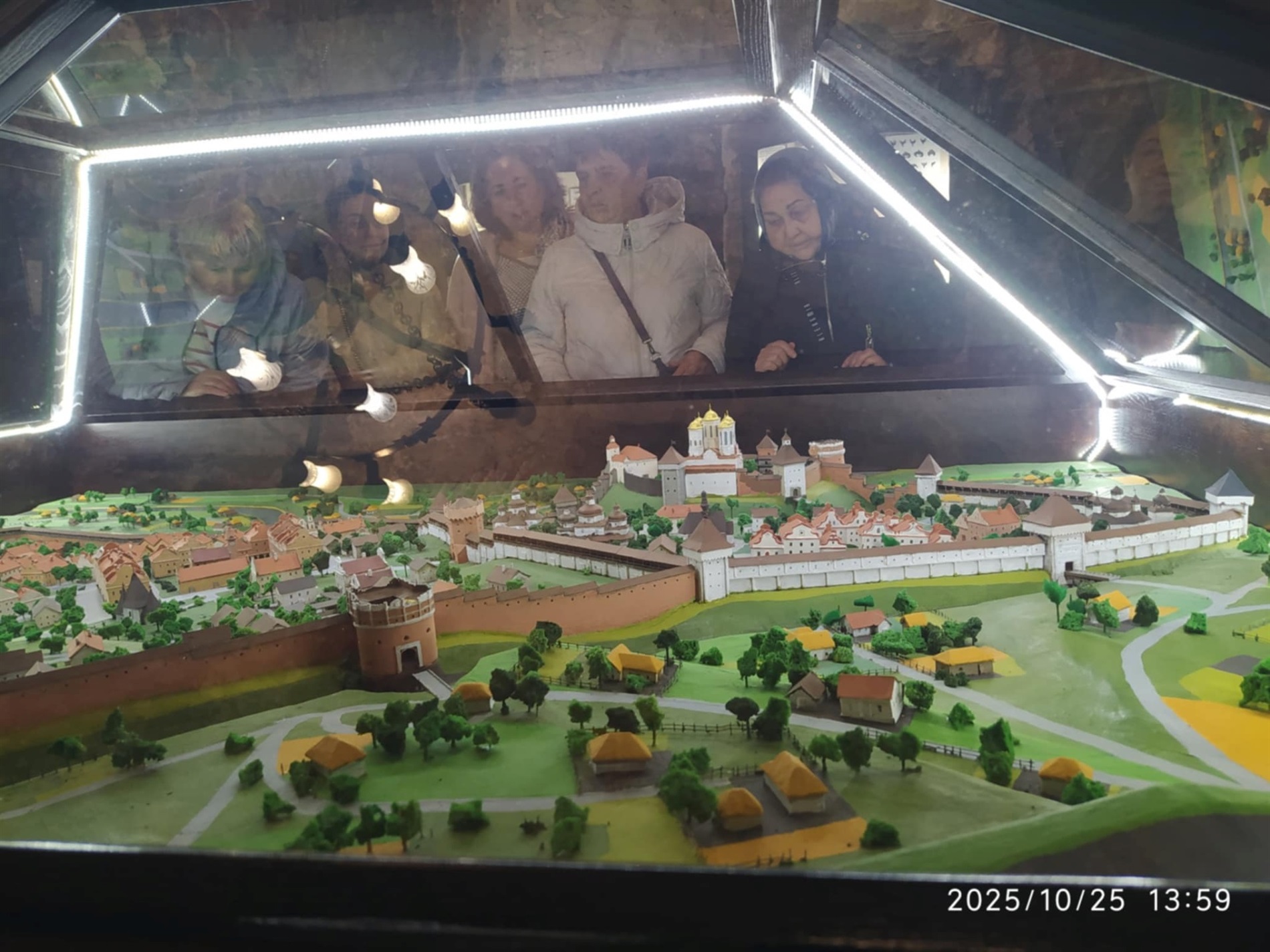 Сім'ї загиблих Захисників зі Звягельської громади відвідали Острог