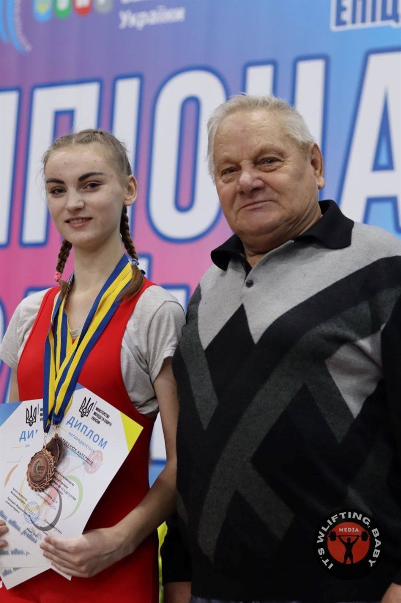Три бронзові медалі: важкоатлетки з Ярунської громади на Чемпіонаті України