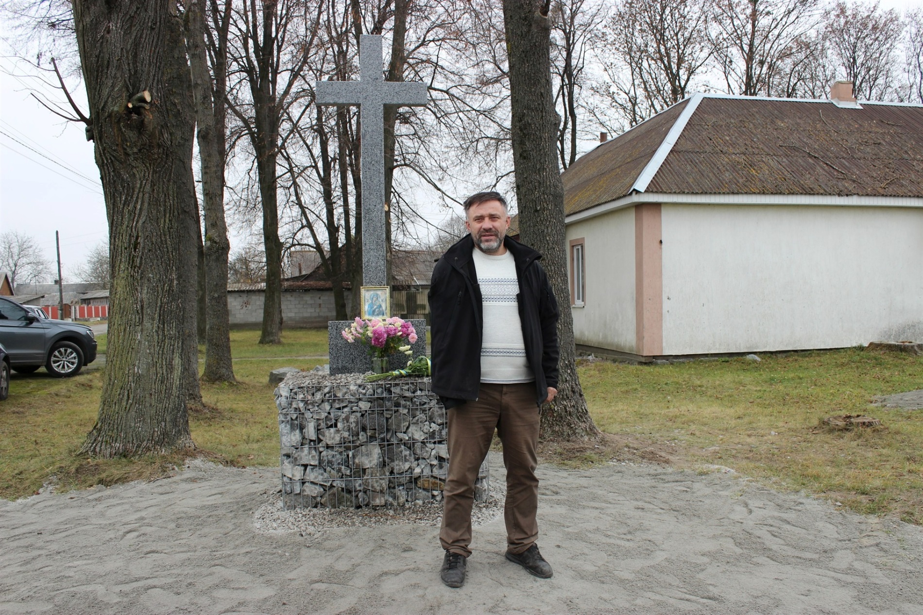 Маковиці отримали хрест-оберіг та новий бювет