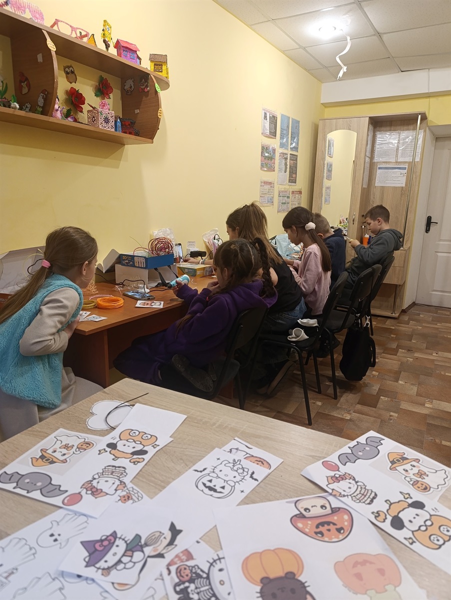 Меблева фабрика 