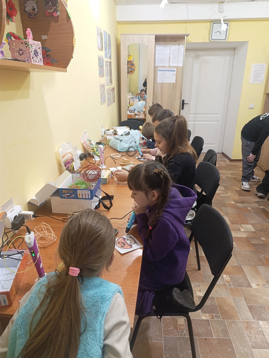 Меблева фабрика 