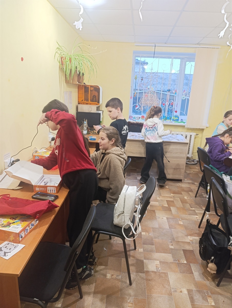 Меблева фабрика 