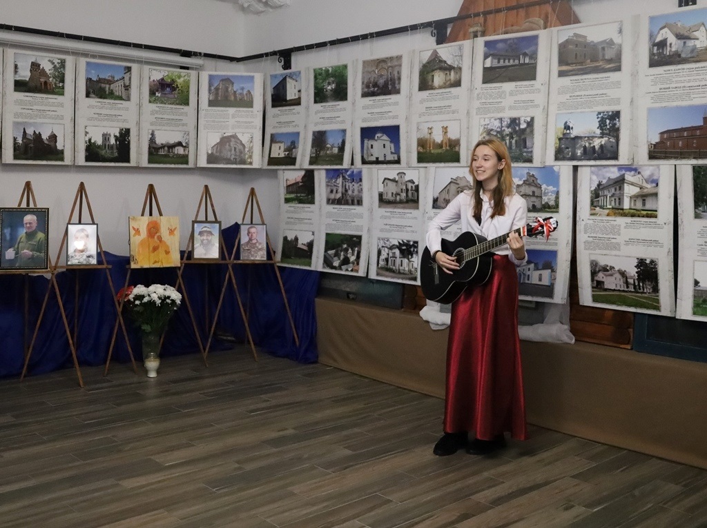 У Звягелі відкрилася фотовиставка 