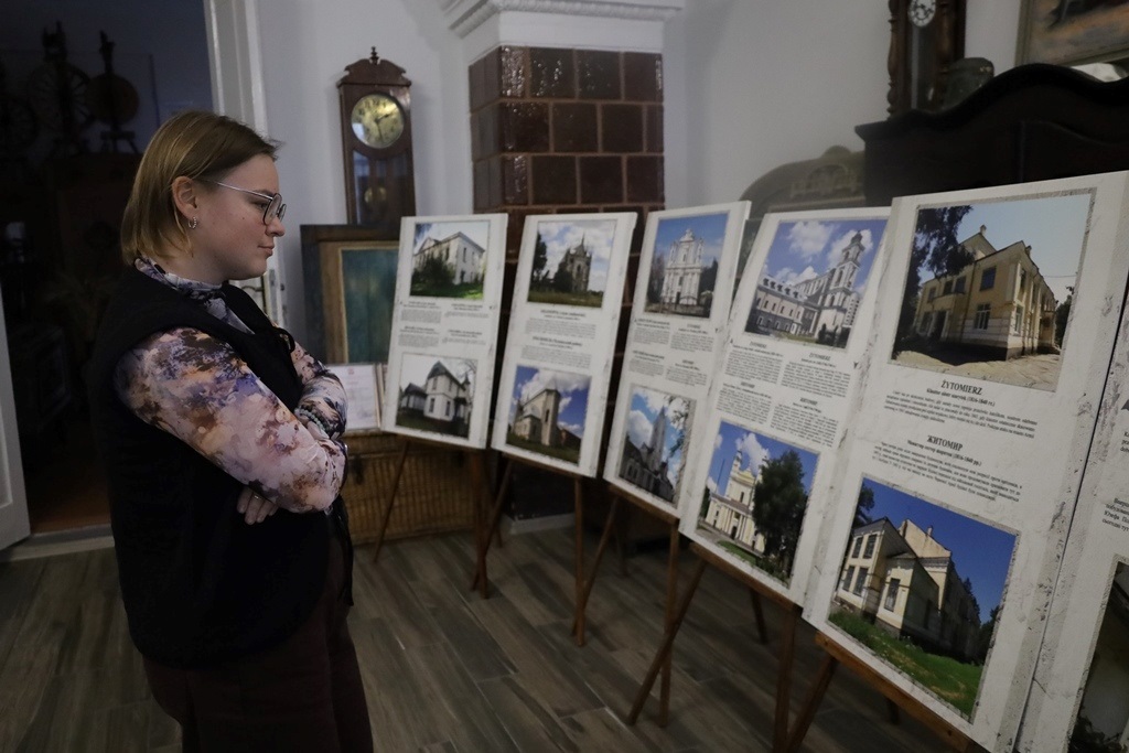У Звягелі відкрилася фотовиставка 