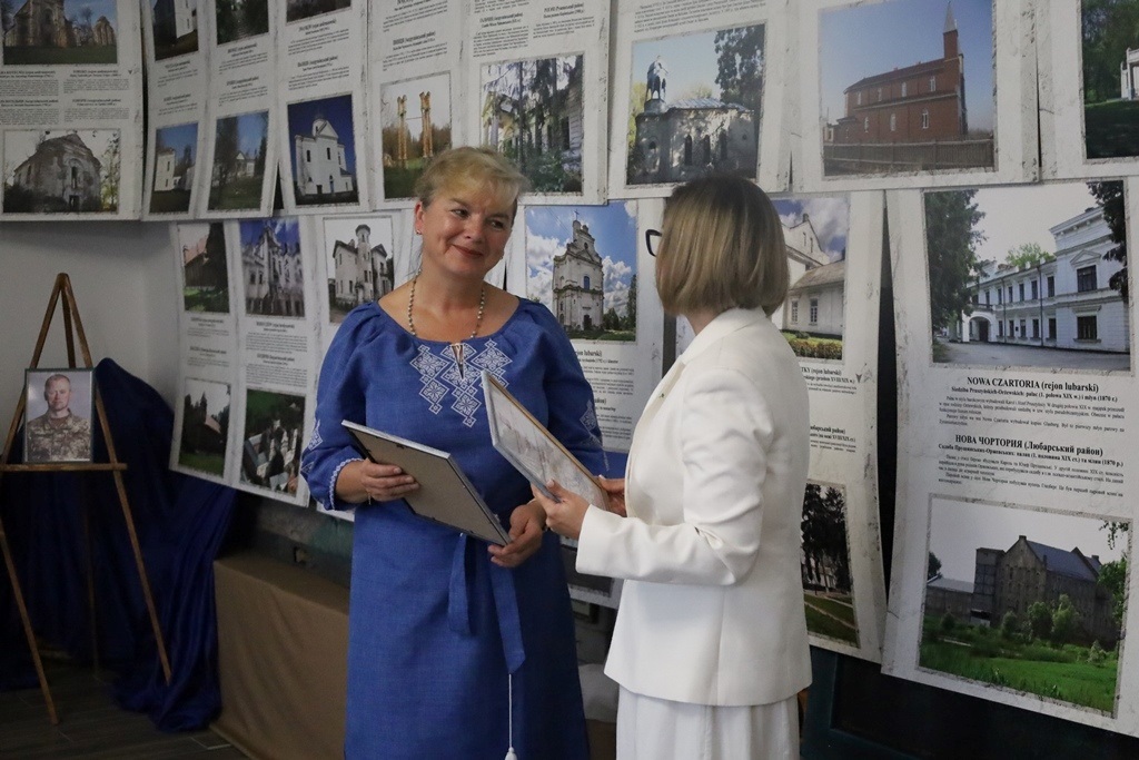 У Звягелі відкрилася фотовиставка 