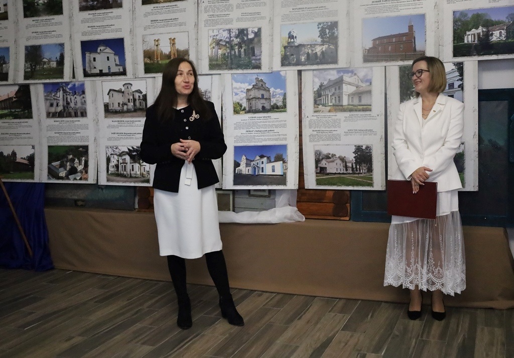 У Звягелі відкрилася фотовиставка 