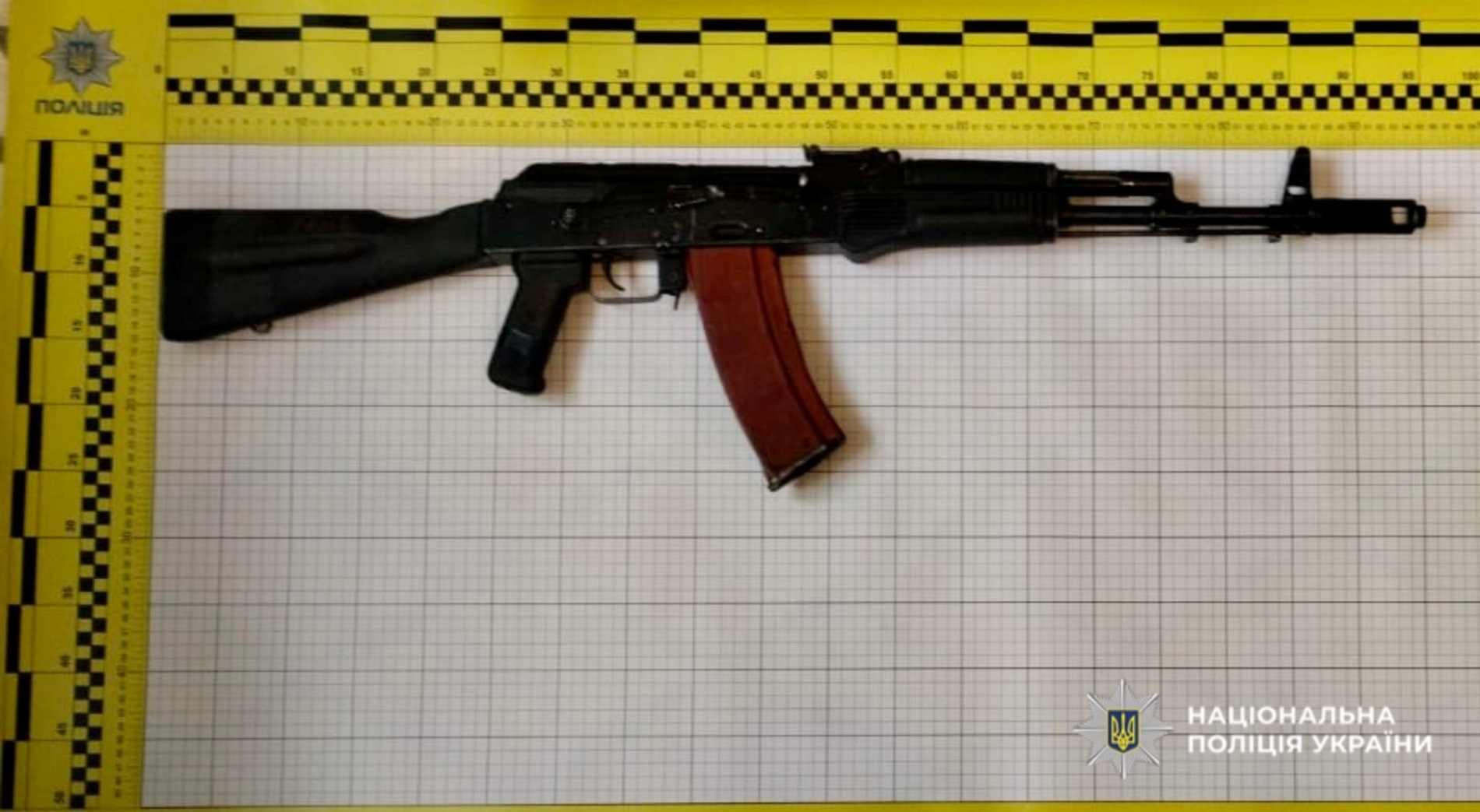 Звягельські поліцейські закликають громадян вчасно декларувати зброю