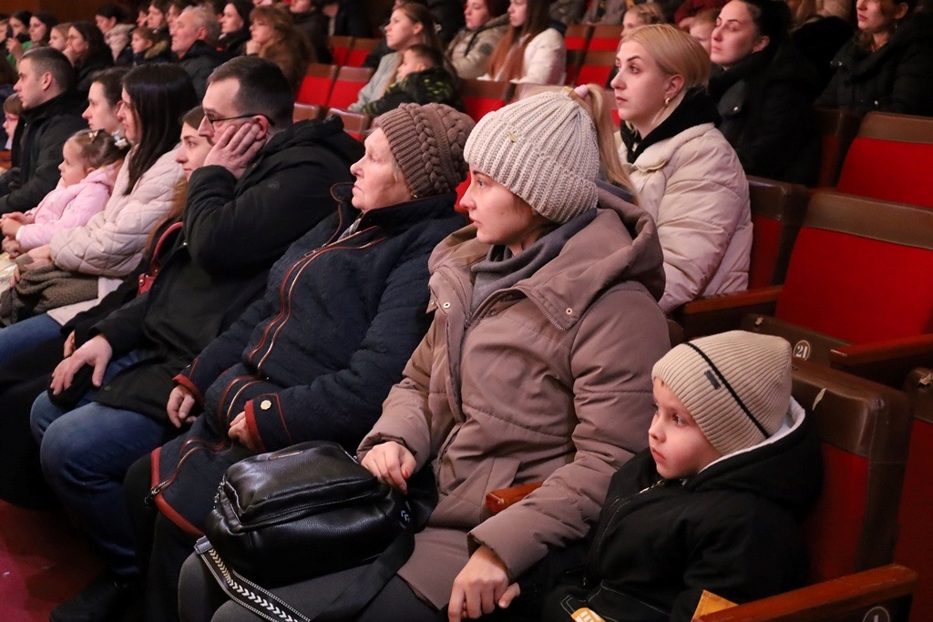 У Палаці культури Звягеля відбувся благодійний дитячий концерт 