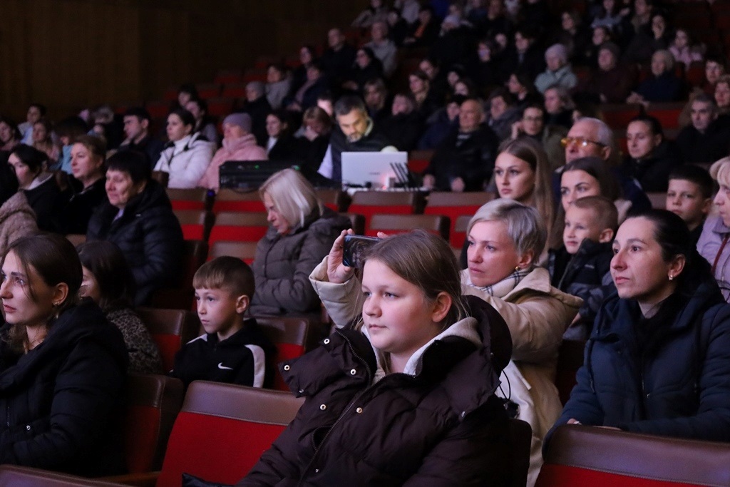 У Палаці культури Звягеля відбувся благодійний дитячий концерт 
