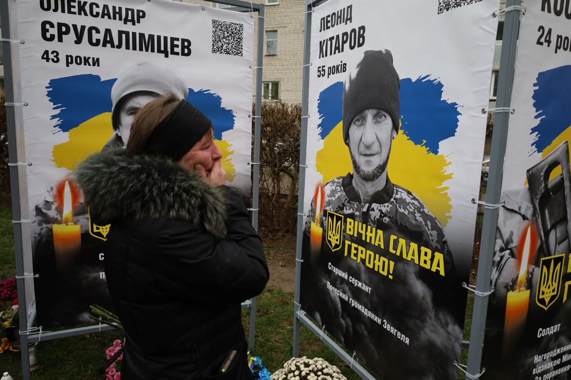 У Звягелі вшанували пам'ять загиблих захисників: Алея Пам'яті поповнилася новими портретами