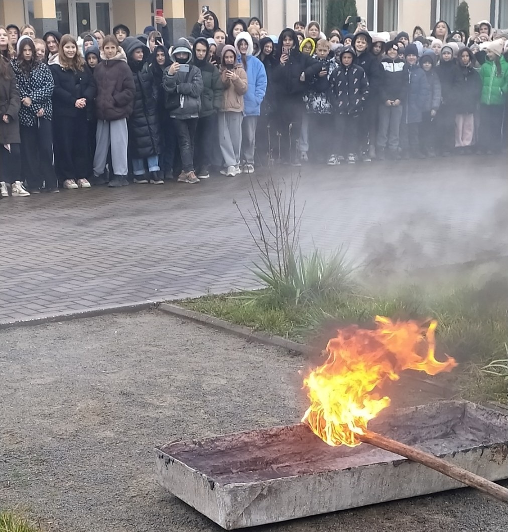 У звягельській гімназії №8 провели тренування з евакуації та домедичної допомоги