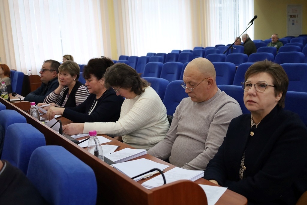 Відбулося засідання виконкому Звягеля: які рішення ухвалили