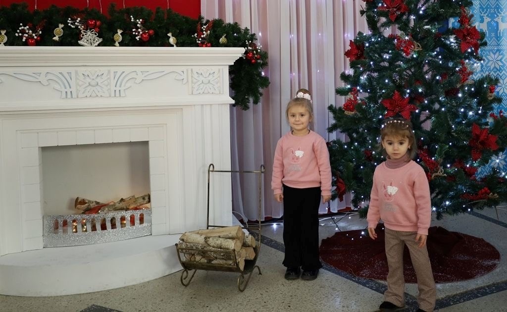 У Звягелі відкрили Резиденцію Святого Миколая та головну різдвяну ялинку