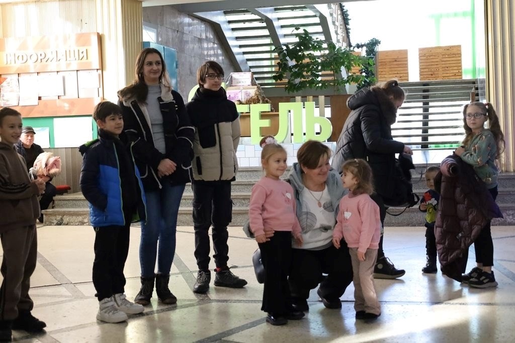 У Звягелі відкрили Резиденцію Святого Миколая та головну різдвяну ялинку