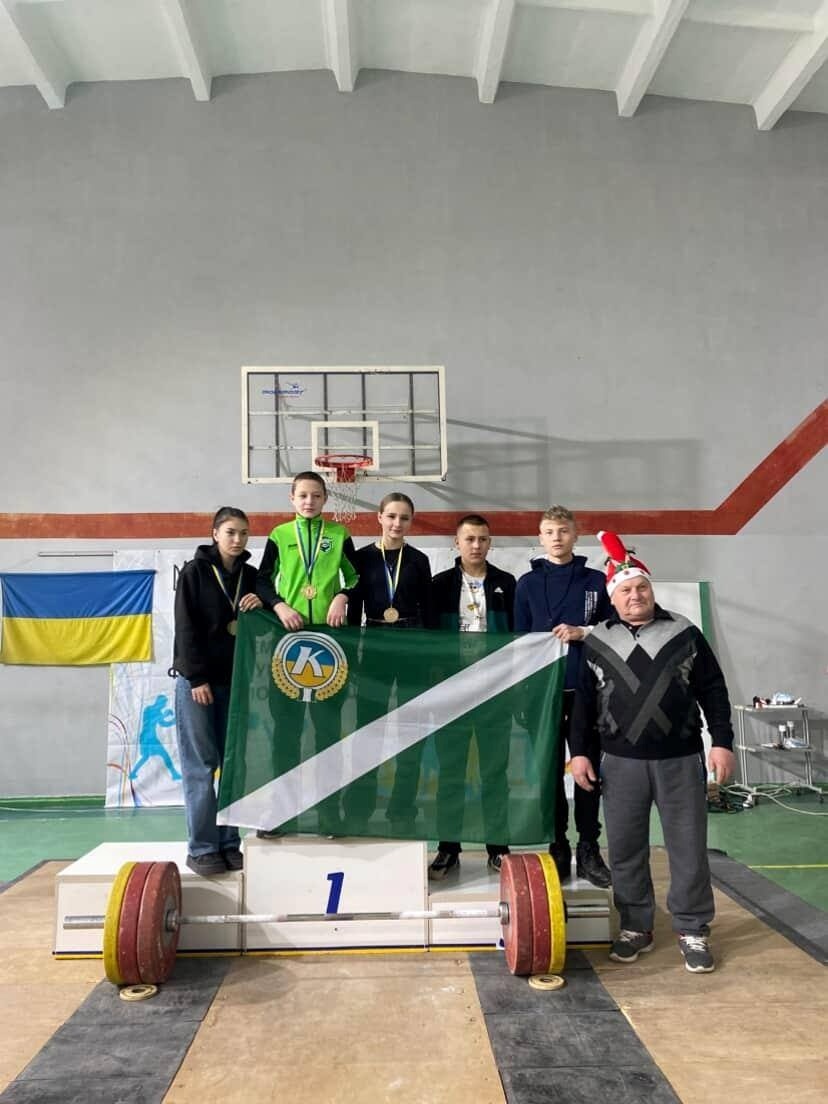 Юні важкоатлети з Яруня здобули медалі на чемпіонаті України