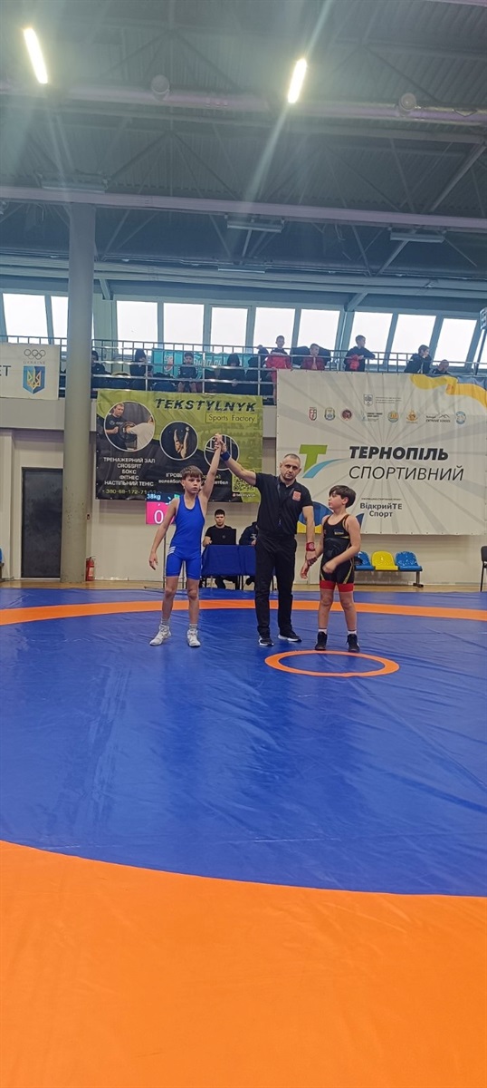 Юний борець зі Звягеля Микола Романюк переміг на всеукраїнському турнірі пам'яті Василя Дем'яного