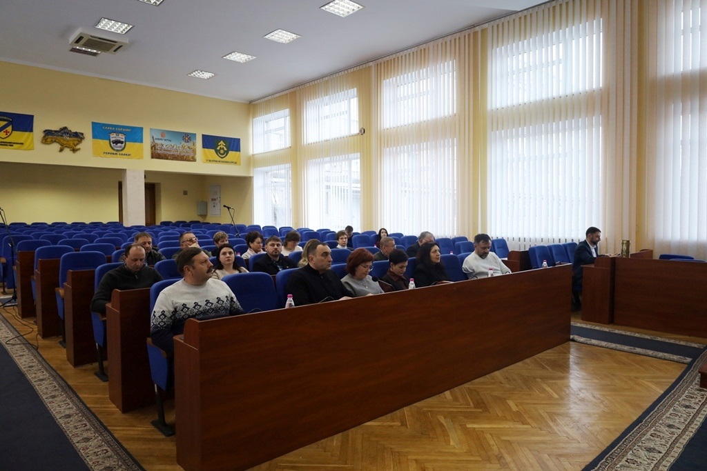 Засідання виконкому Звягеля: рішення щодо спорту, ВПО, соцзахисту дітей та зовнішньої реклами