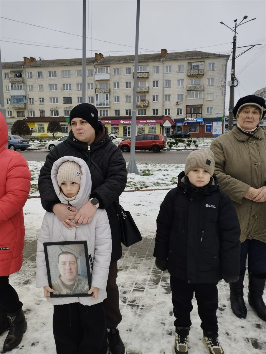 У Звягелі розпочалися щосуботні акції на підтримку родин полонених та безвісти зниклих захисників