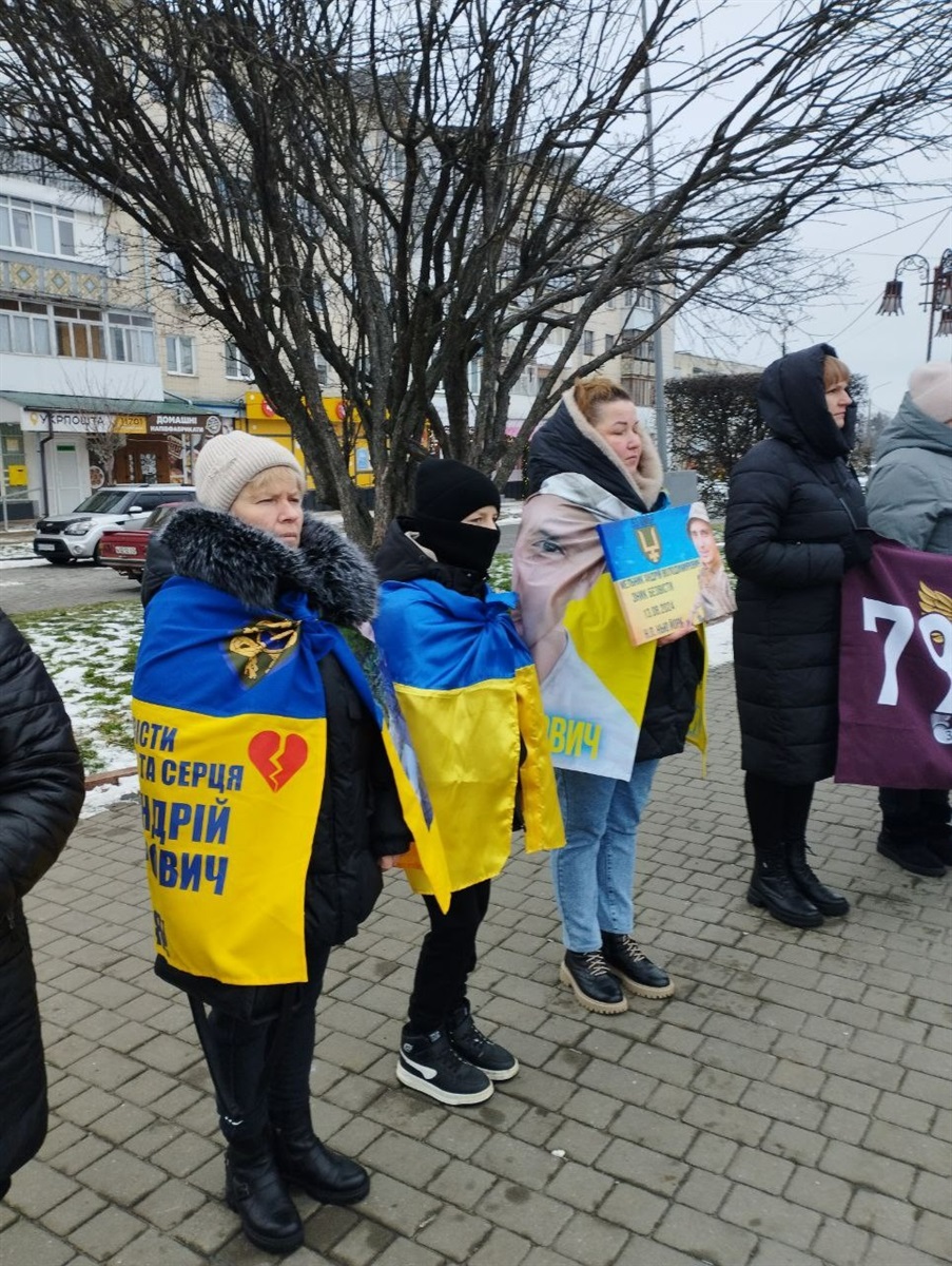 У Звягелі розпочалися щосуботні акції на підтримку родин полонених та безвісти зниклих захисників