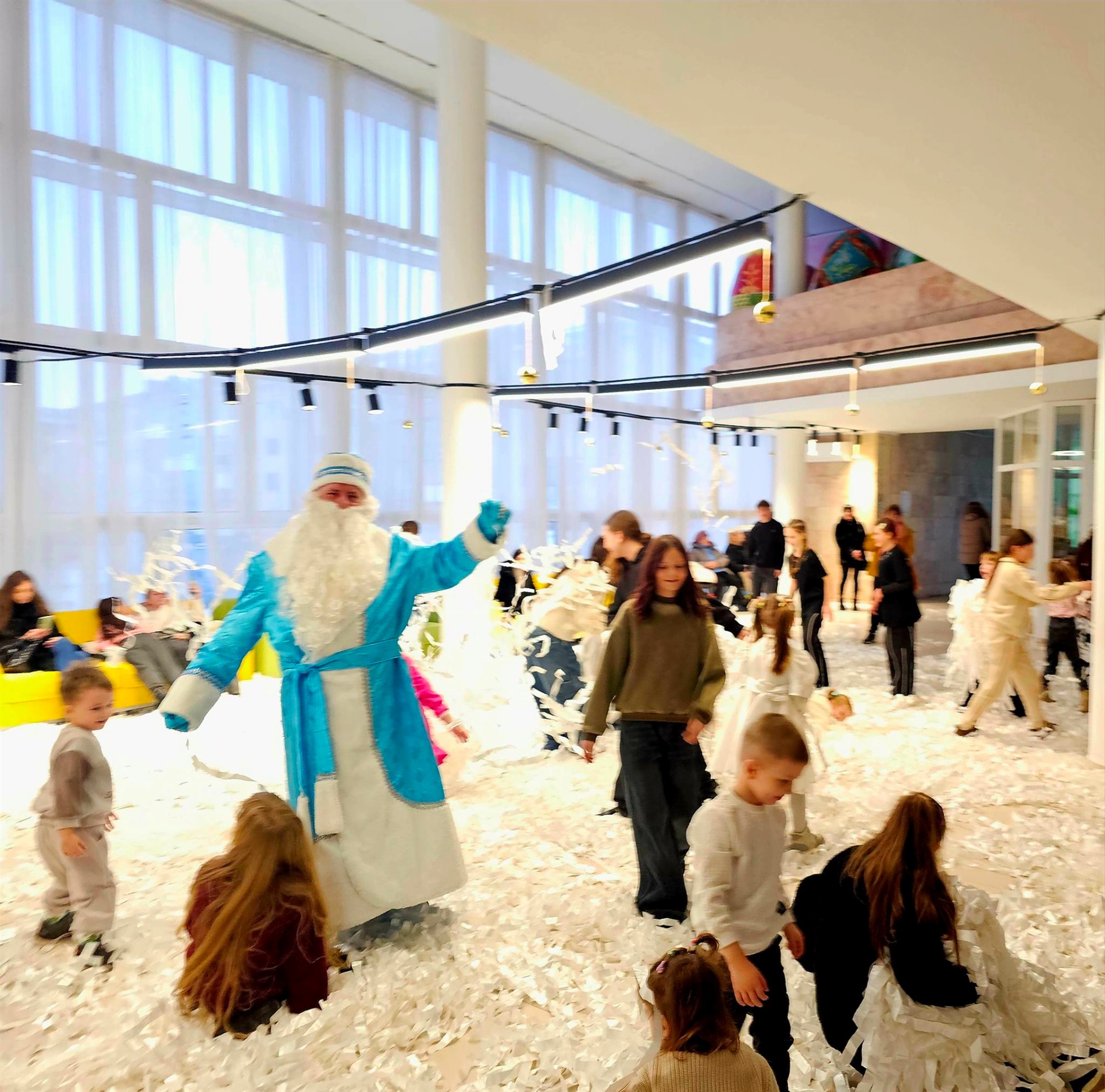 На Звягельщині понад півтори тисячі дітей отримали подарунки з нагоди різдвяно-новорічних свят