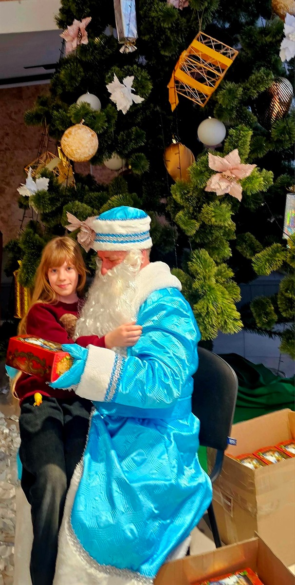 На Звягельщині понад півтори тисячі дітей отримали подарунки з нагоди різдвяно-новорічних свят