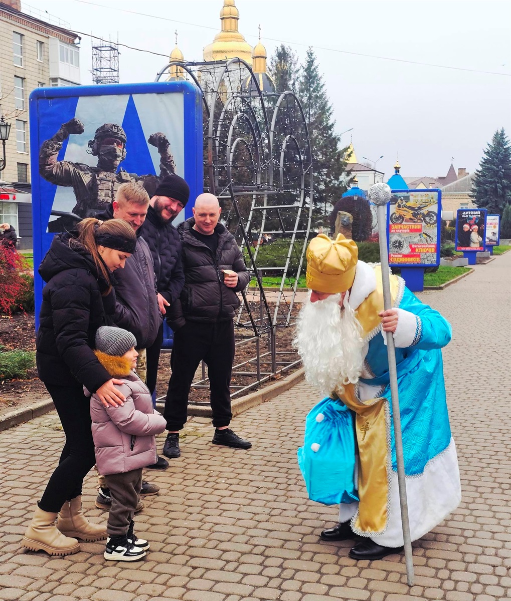 На Звягельщині понад півтори тисячі дітей отримали подарунки з нагоди різдвяно-новорічних свят