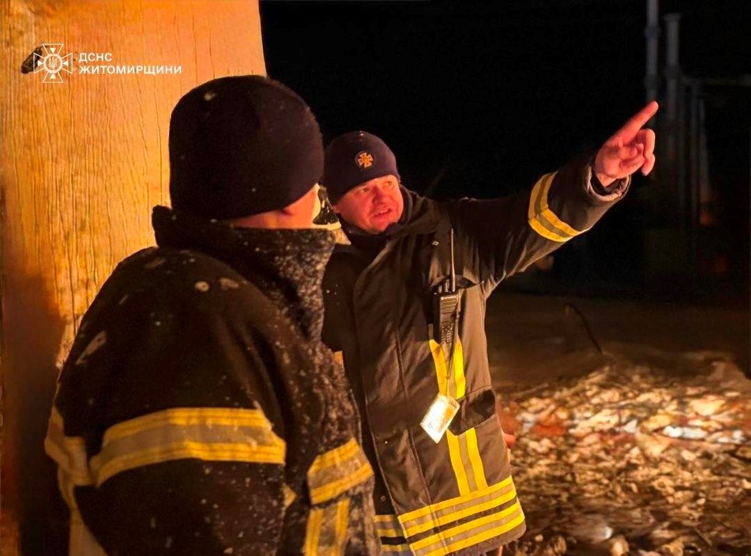 Двоє постраждалих внаслідок нічної атаки на Житомирщині