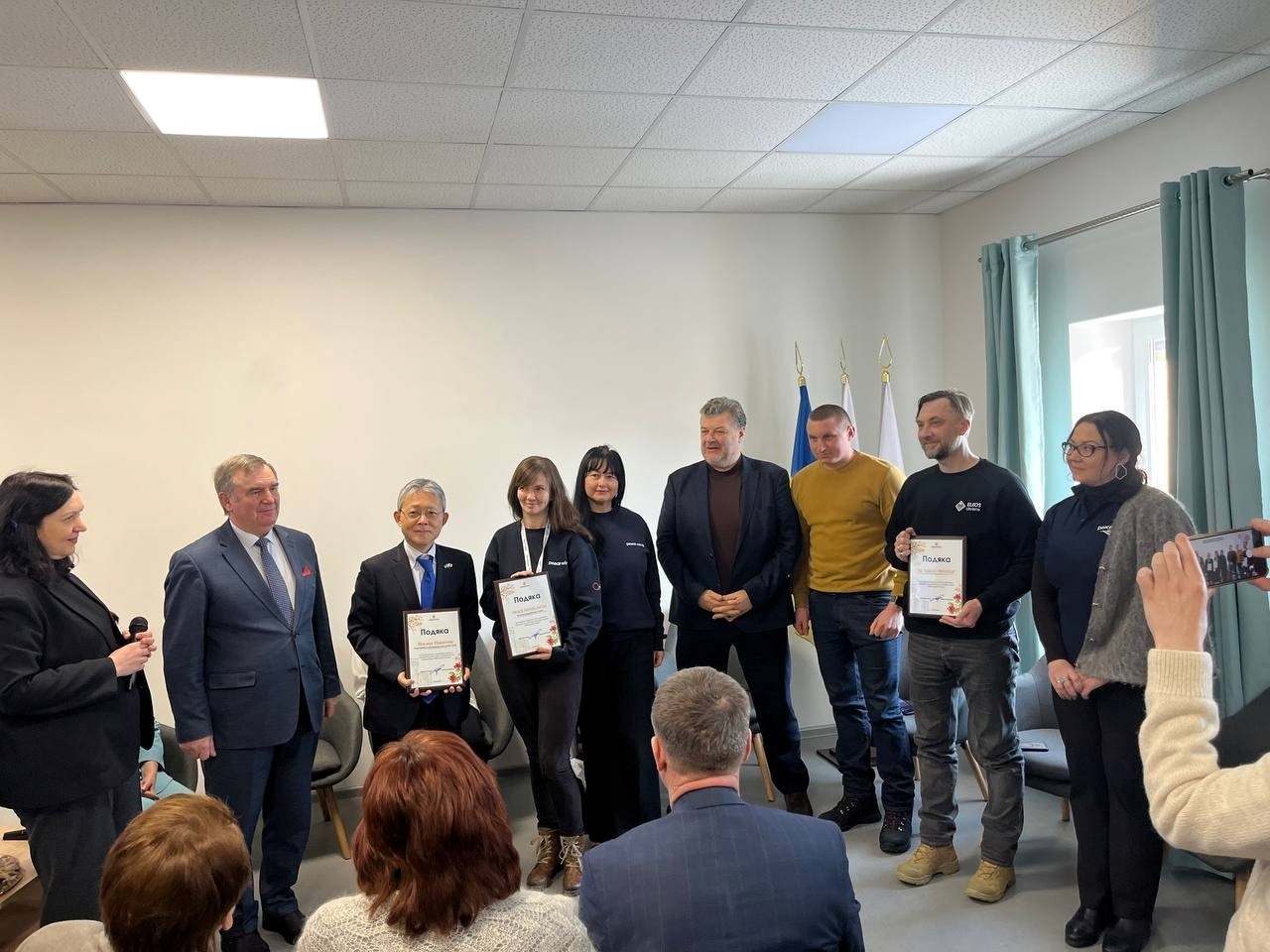 Посол Японії Масаші Накагоме у Звягелі відкрив оновлений Родинний Хаб