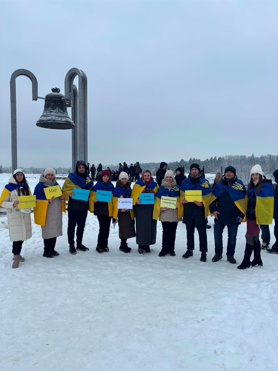 Молодь Звягеля утворила 