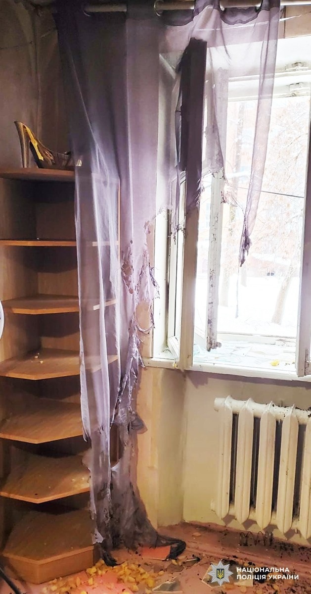 На Житомирщині чоловік посварився з цивільною дружиною та підпалив квартиру в якій були люди