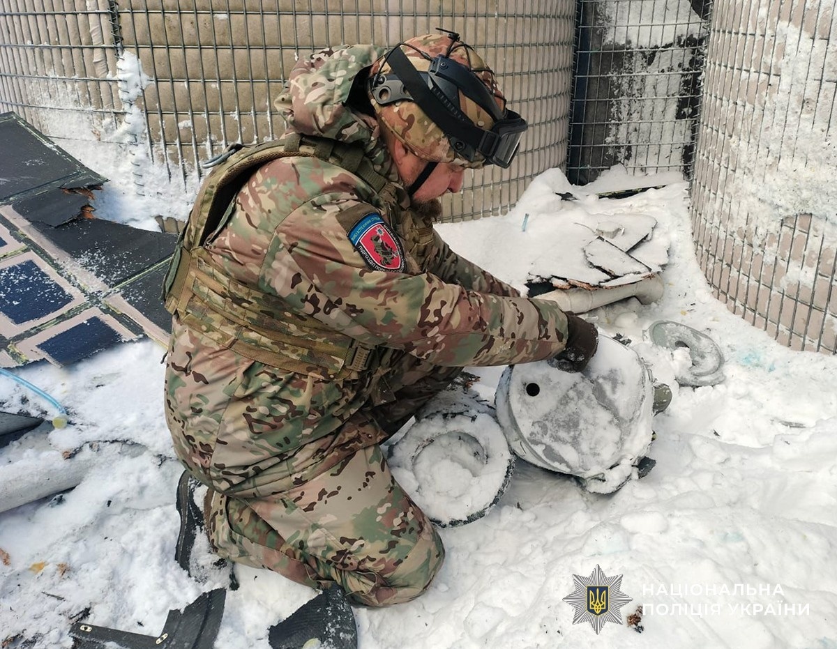 На Житомирщині щодня знешкоджують нерозірвані елементи російських ракет і безпілотників