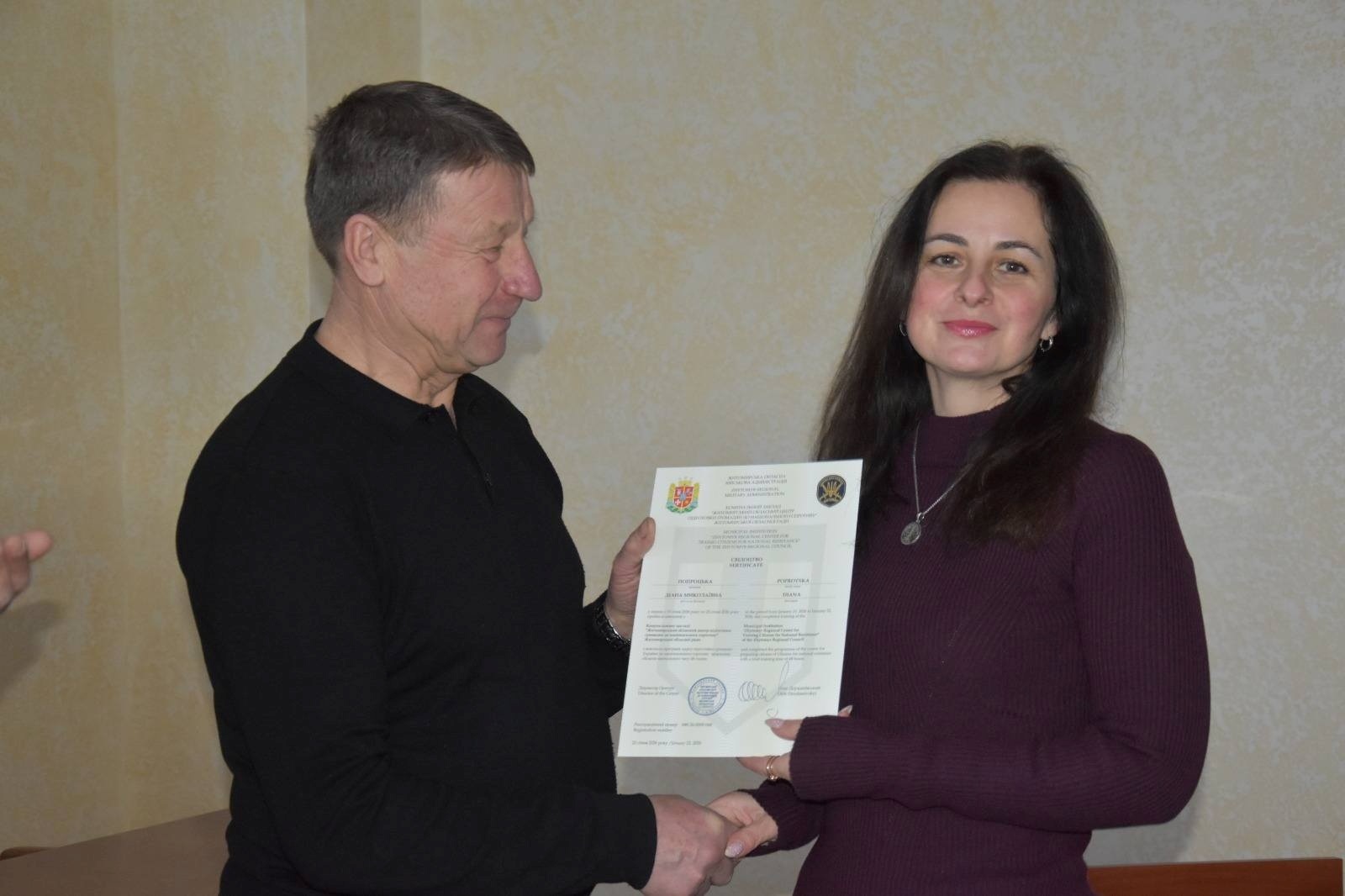 Випускникам курсу національного спротиву на Звягельщині вручили сертифікати