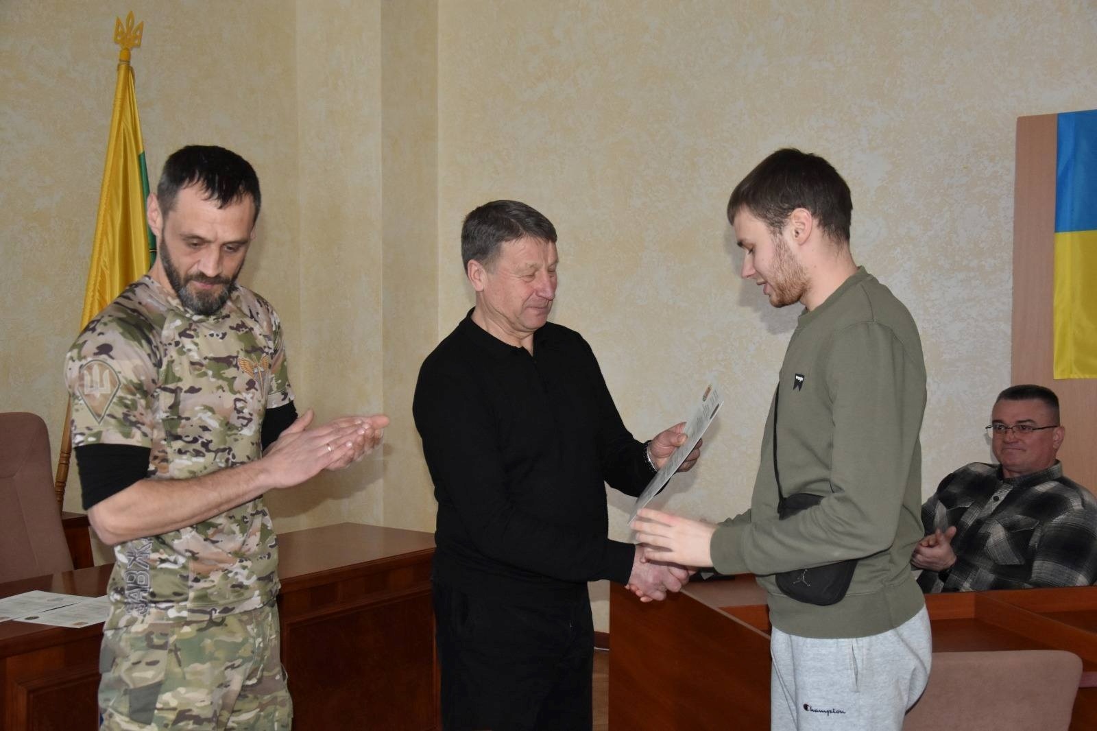 Випускникам курсу національного спротиву на Звягельщині вручили сертифікати