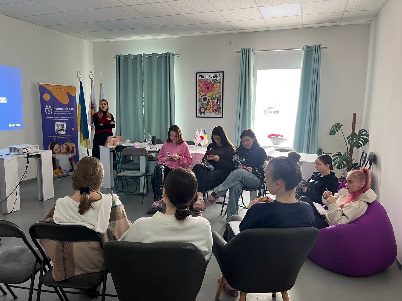 Бізнес-освіта для молоді у Звягелі: підлітки навчаються підприємництву від експертів