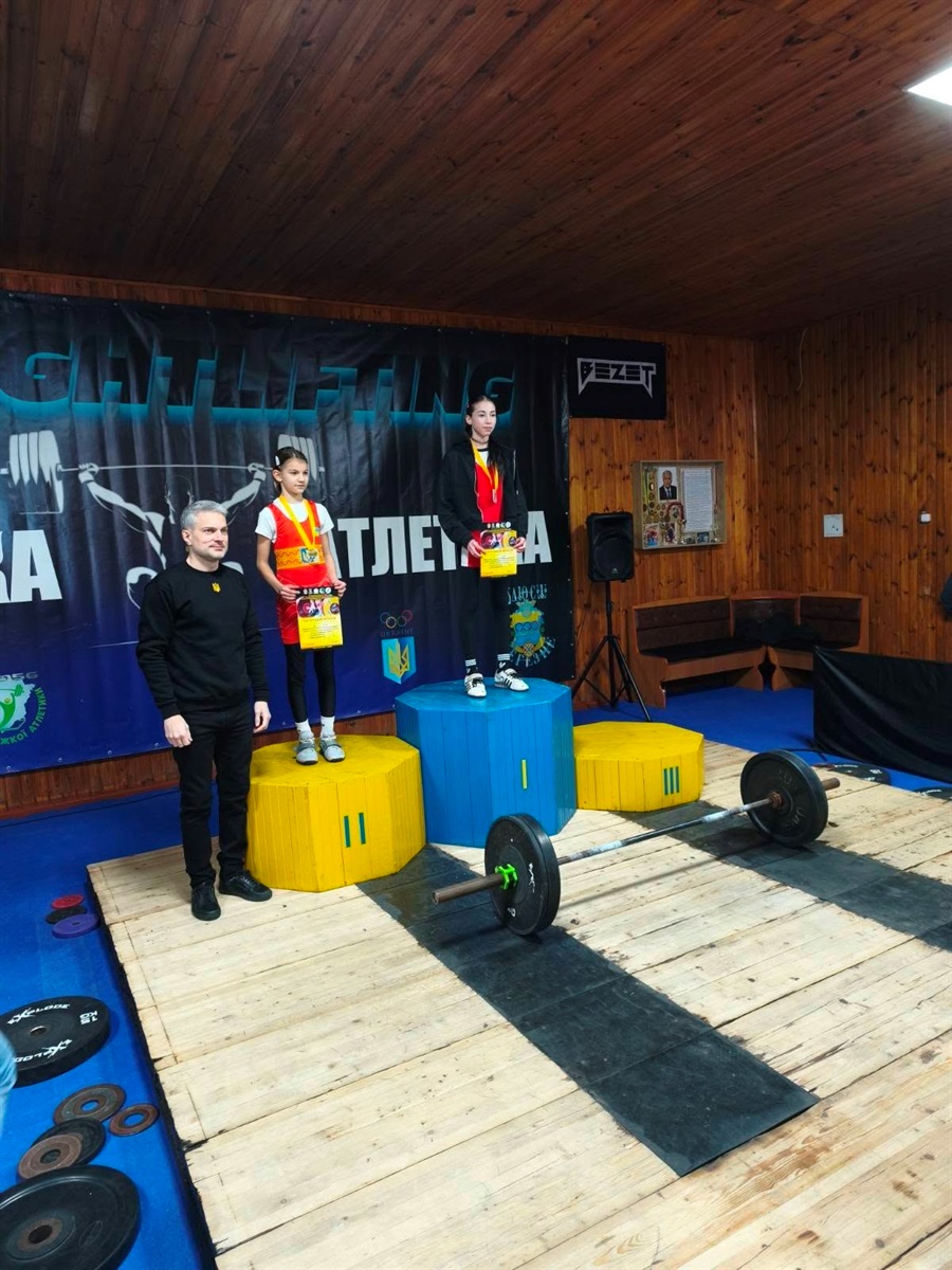 П'ять медалей здобули важкоатлети ДЮСШ на чемпіонаті Рівненщини