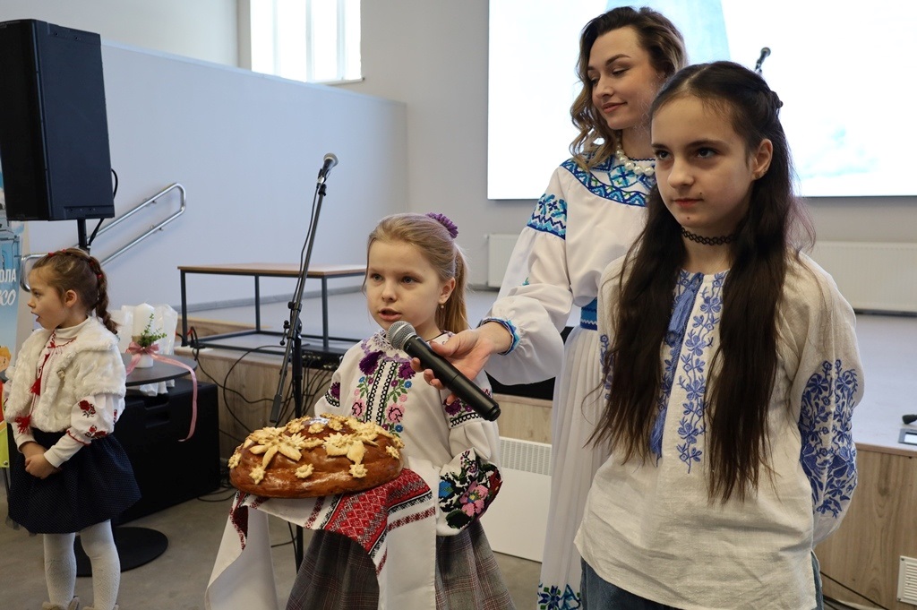 У Звягелі при Свято-Михайлівському соборі відкрили недільну школу 