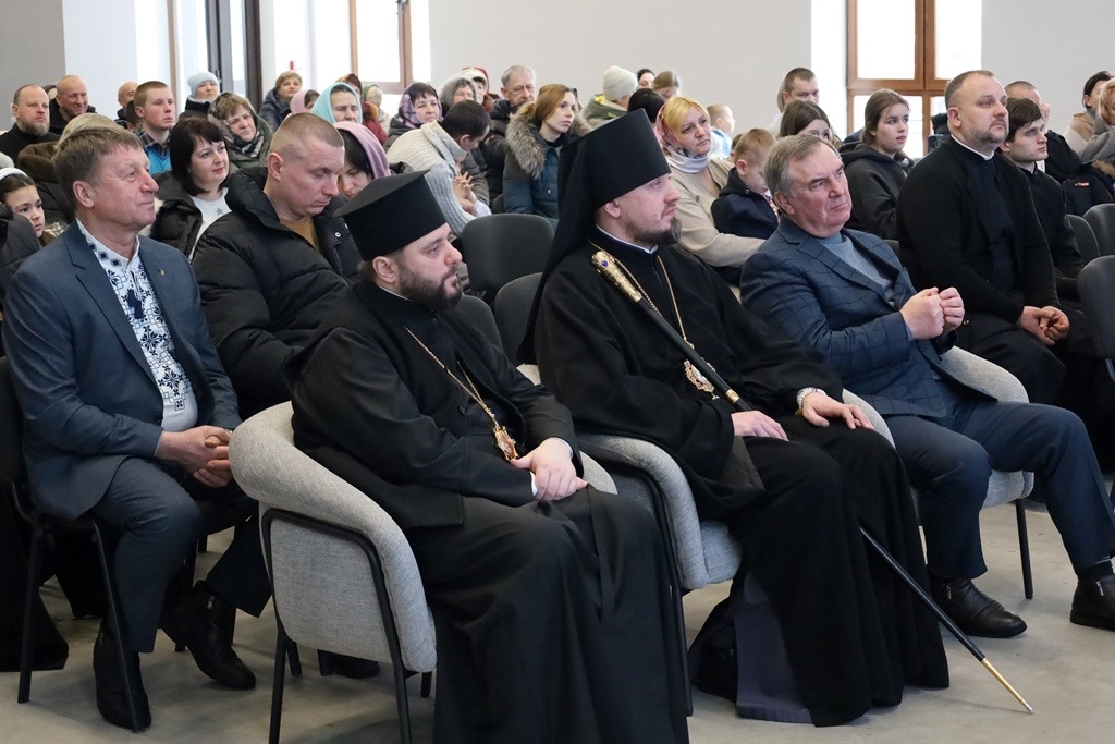 У Звягелі при Свято-Михайлівському соборі відкрили недільну школу 