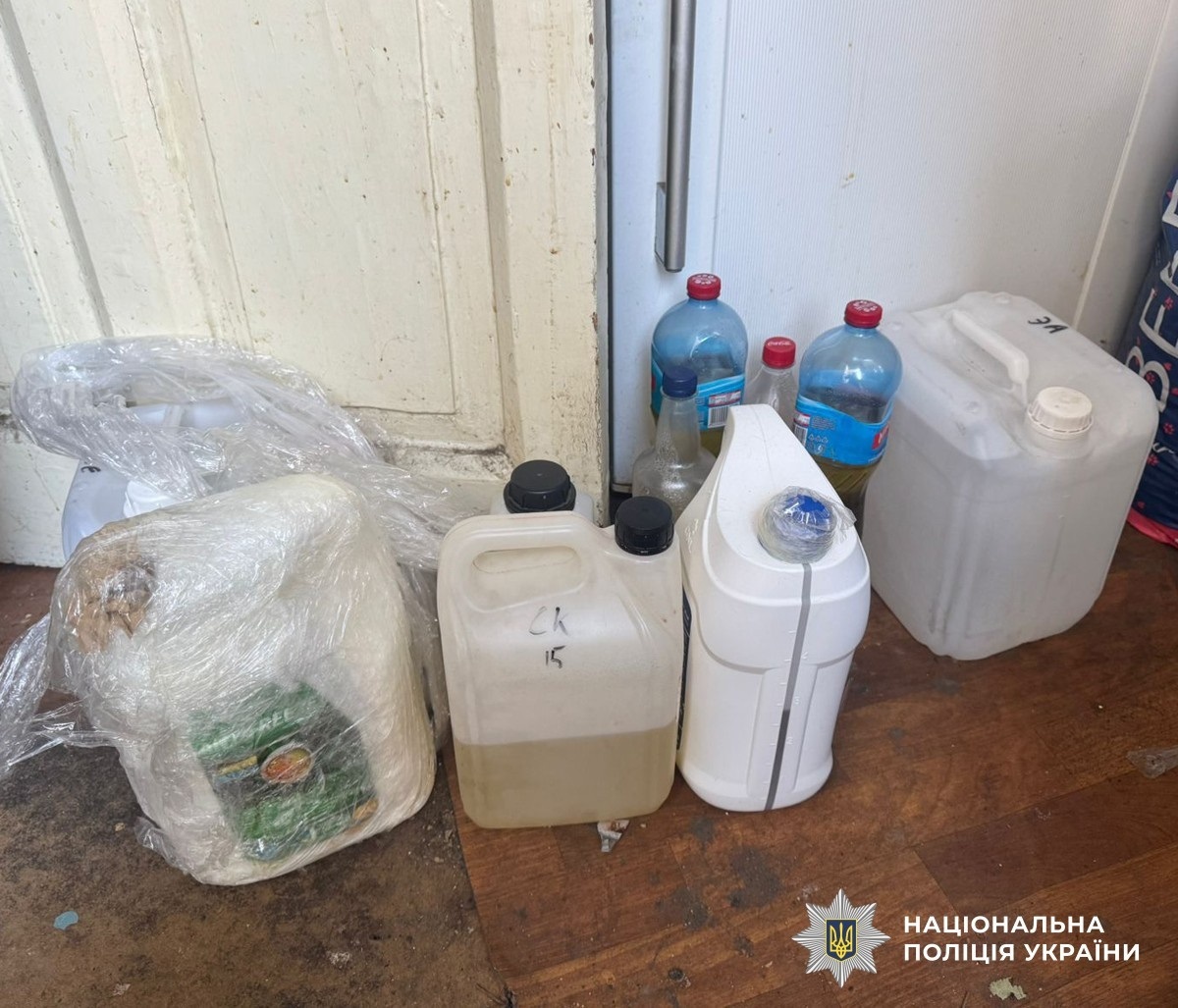 Двоє братів зі Звягеля постануть перед судом за виготовлення психотропів