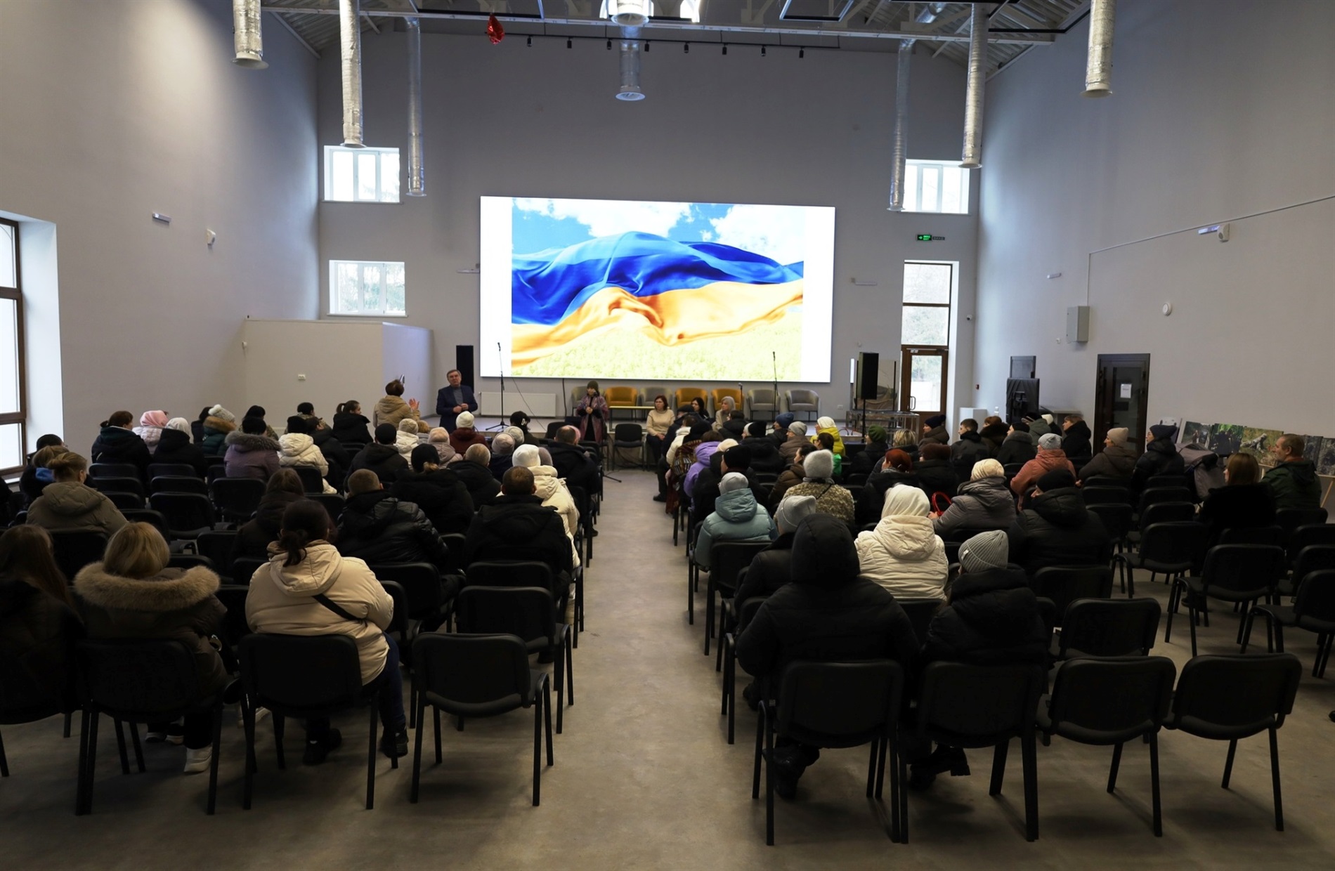 У Звягелі відбулася зустріч влади з сім'ями військових, які зникли безвісти або перебувають у полоні