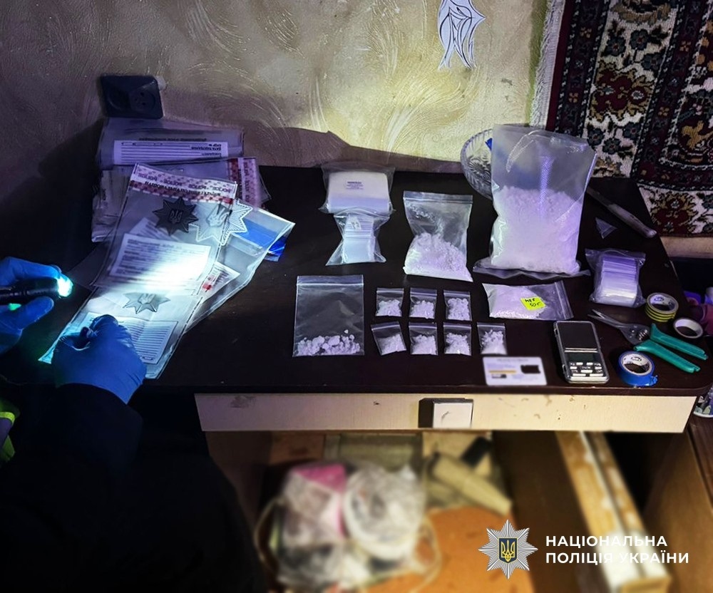 На Житомирщині ліквідували чотири лабораторії з виготовлення психотропів – серед затриманих підліток