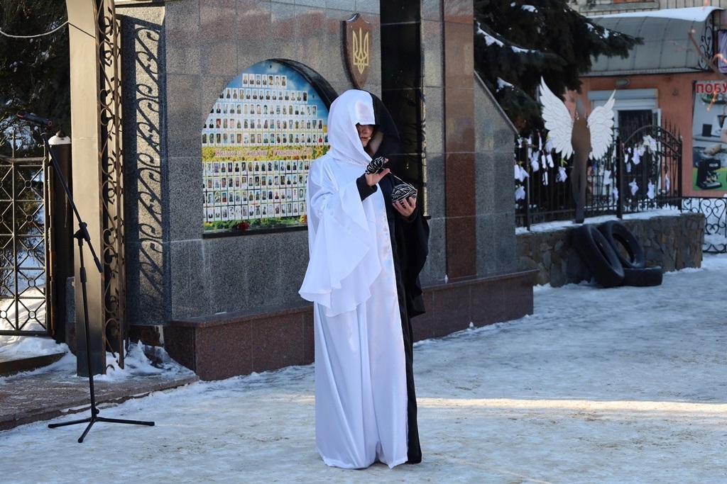 Звягель вшанував пам'ять Героїв Небесної Сотні