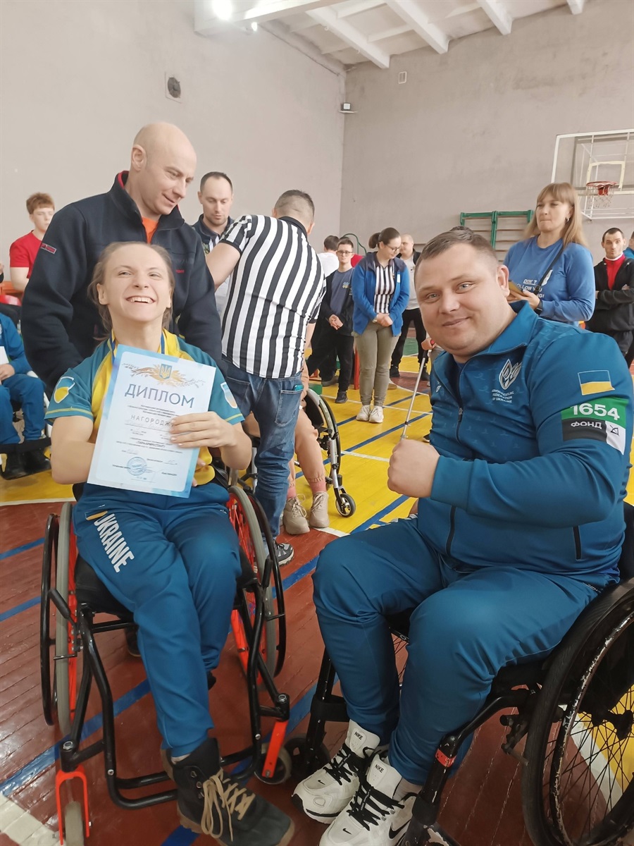 Звягеляни привезли 33 медалі з чемпіонату області з пара-армрестлінгу