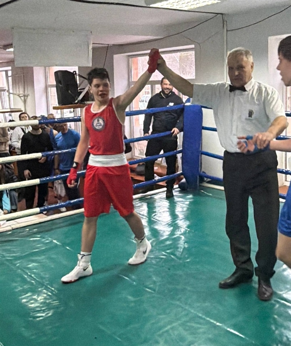 Чотири золоті: звягельські боксери взяли призи на Всеукраїнському турнірі в Рівному