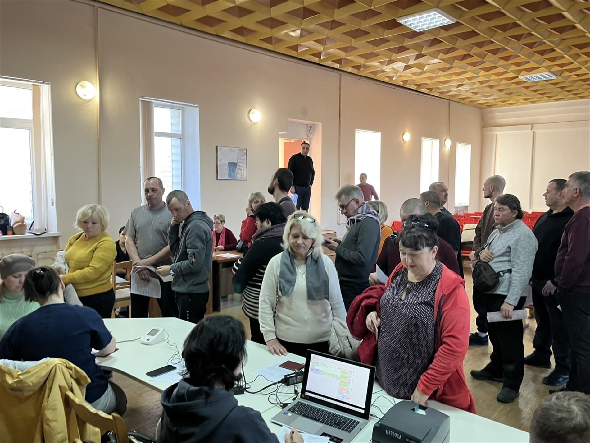 92 донори за один день: звягеляни здали кров і зібрали гроші на дрони