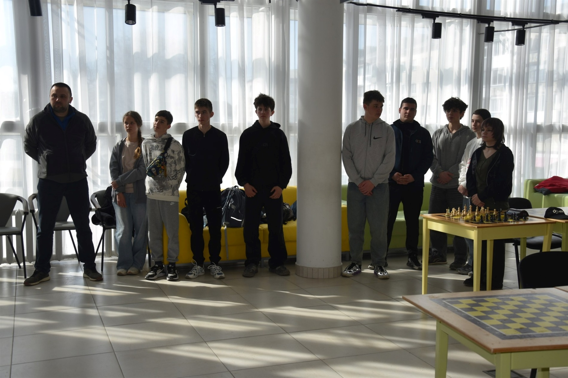 Хід – і в обласний тур: у Звягелі визначили найкращих юних шахістів