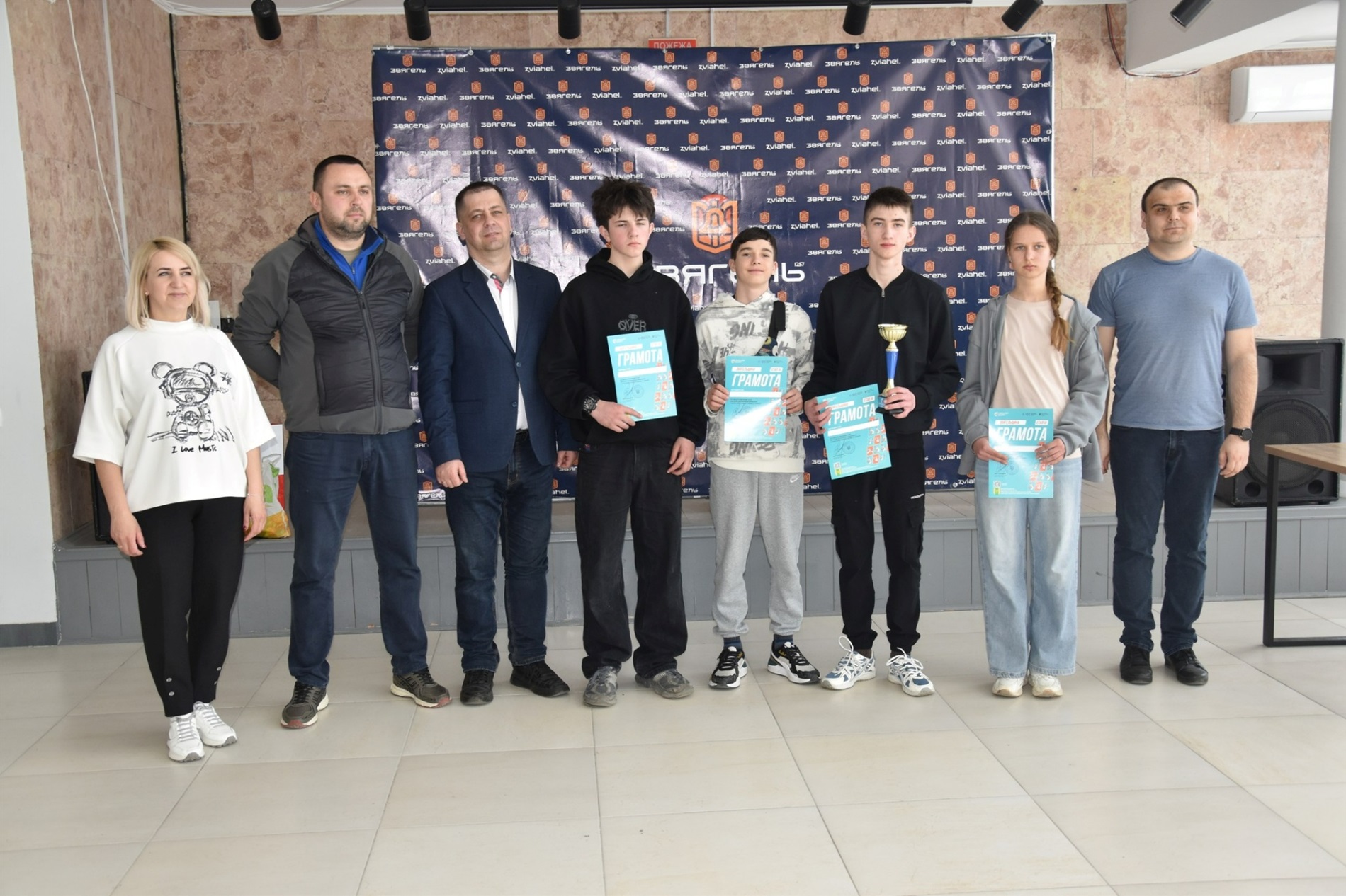 Хід – і в обласний тур: у Звягелі визначили найкращих юних шахістів