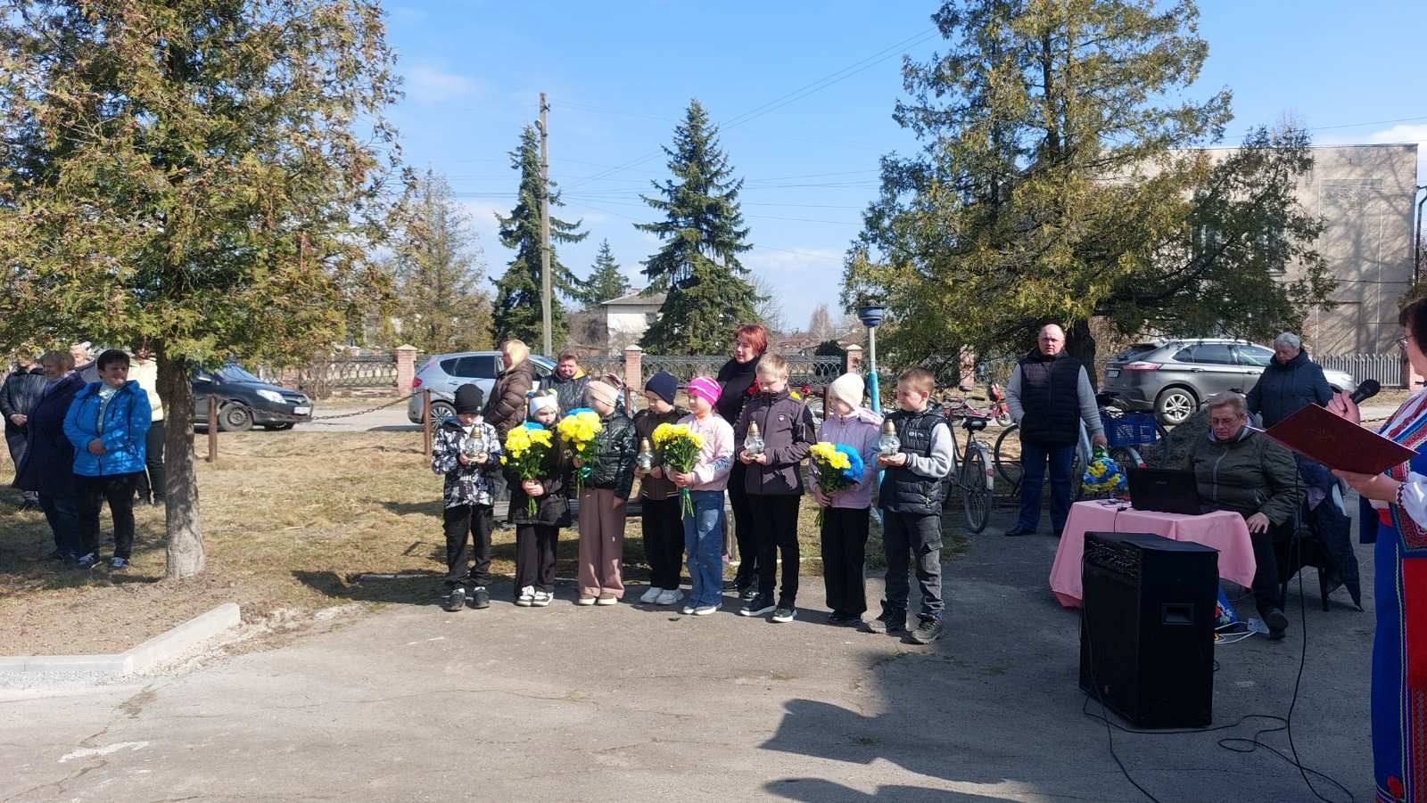 На Звягельщині відкрили Алею Героїв на честь загиблих воїнів-земляків