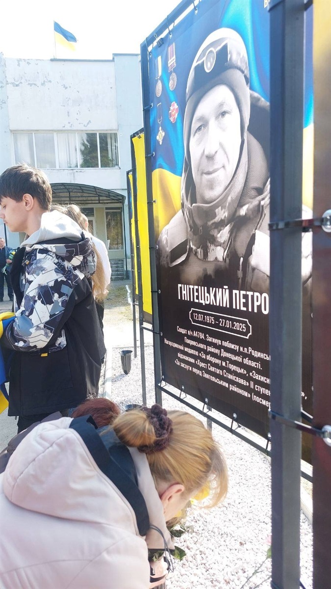 На Звягельщині відкрили Алею Героїв на честь загиблих воїнів-земляків